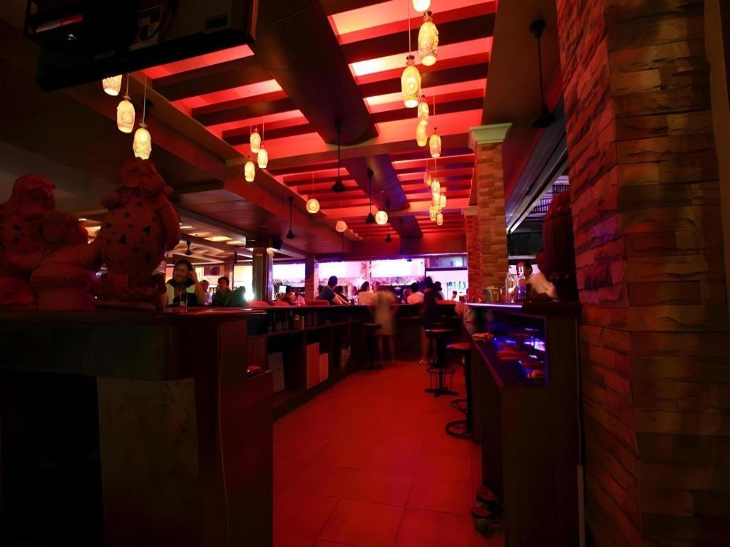 P.72 Hotel Pattaya Exterior photo