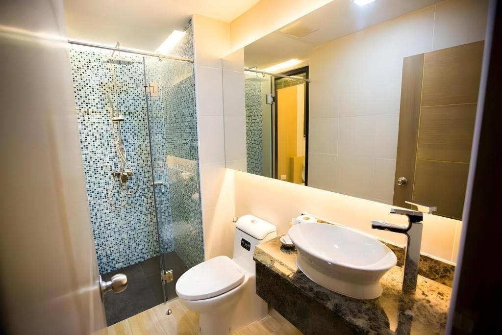 P.72 Hotel Pattaya Exterior photo